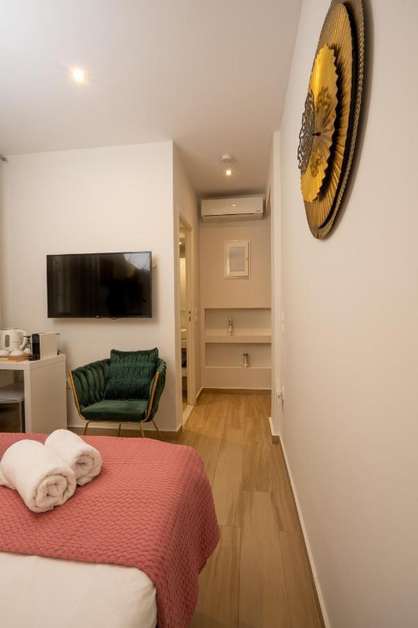 Dema Luxury Suites - Perikleous E1 Athens Exterior photo